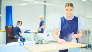 A Christeyns está na linha da frente com os profissionais de saúde