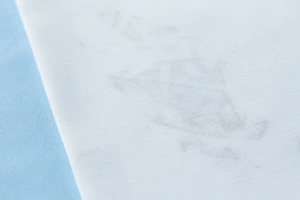 Ne traînez pas votre linge sale par terre